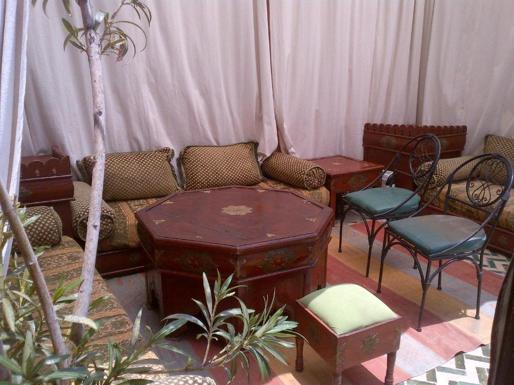 Riad Lila 4*
